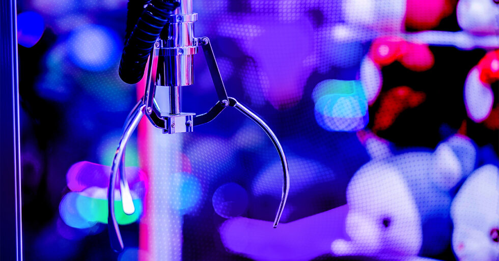 The History of Claw Machines At The Pier Arcade